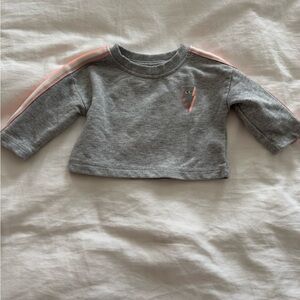 Gymboree 0-3 month sweatshirt